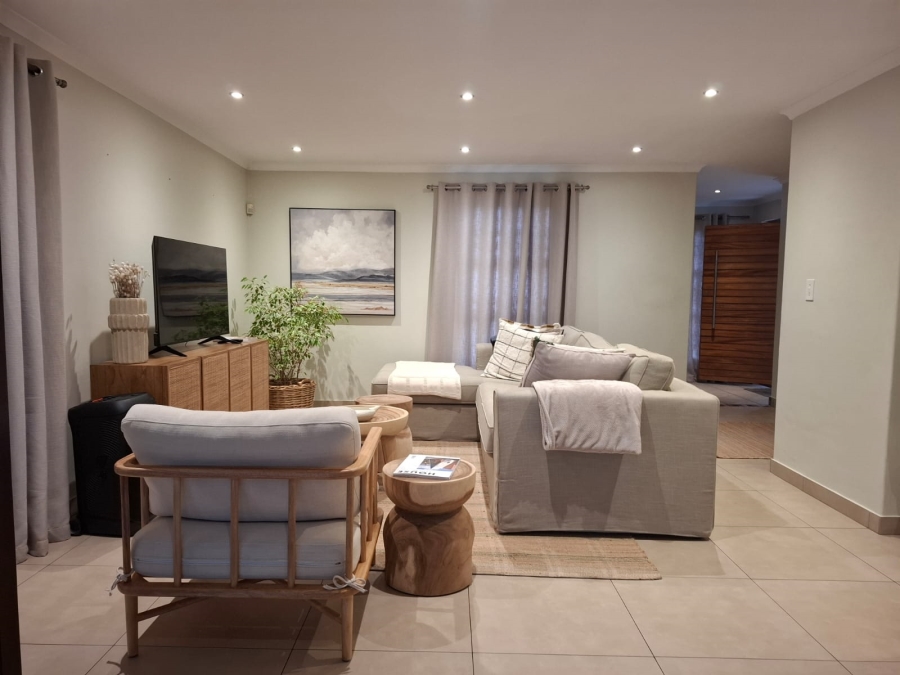 To Let 3 Bedroom Property for Rent in De Bron Western Cape